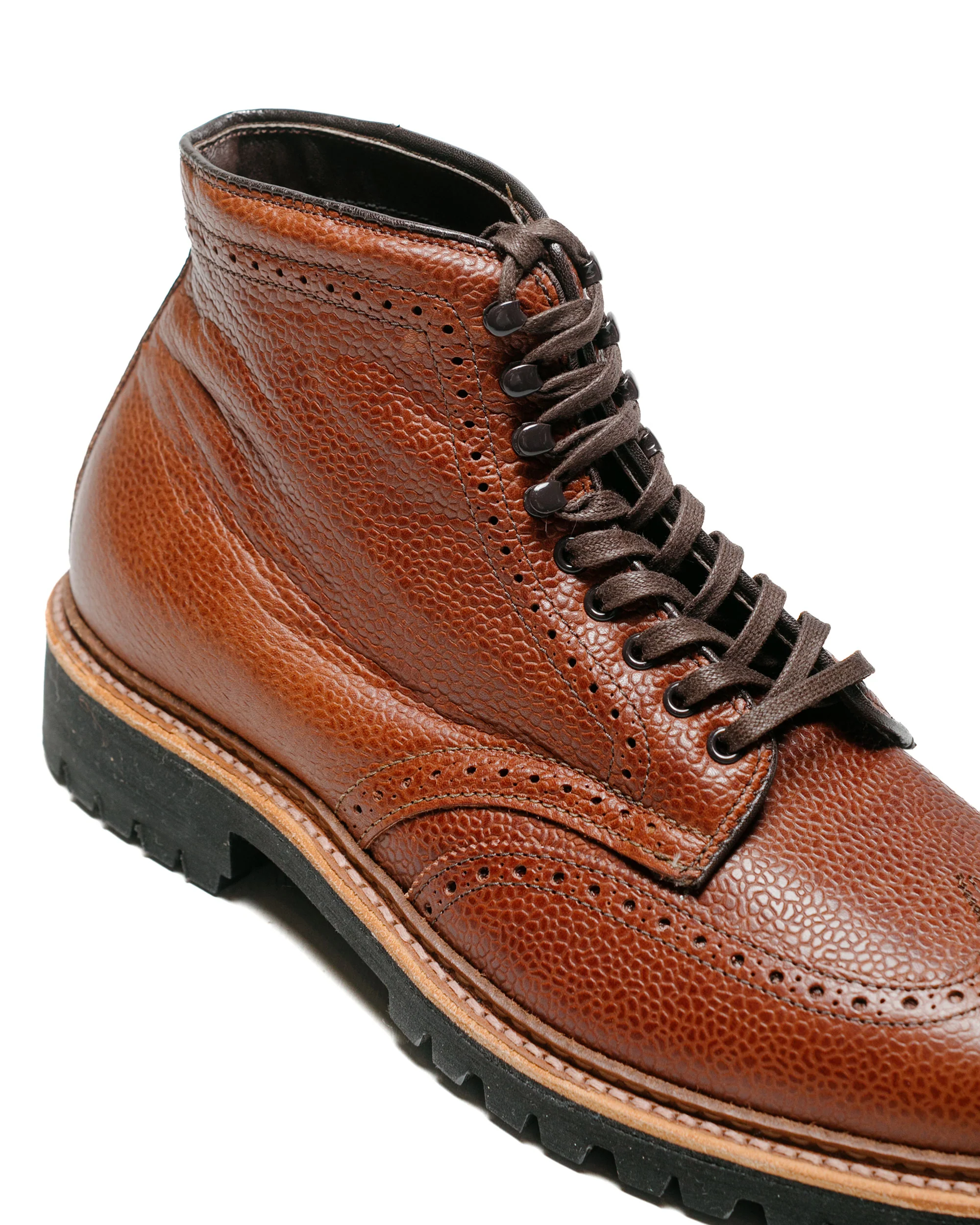 Alden Short Wing Boot Brown Scotch Grain With Lug Sole - Image 3