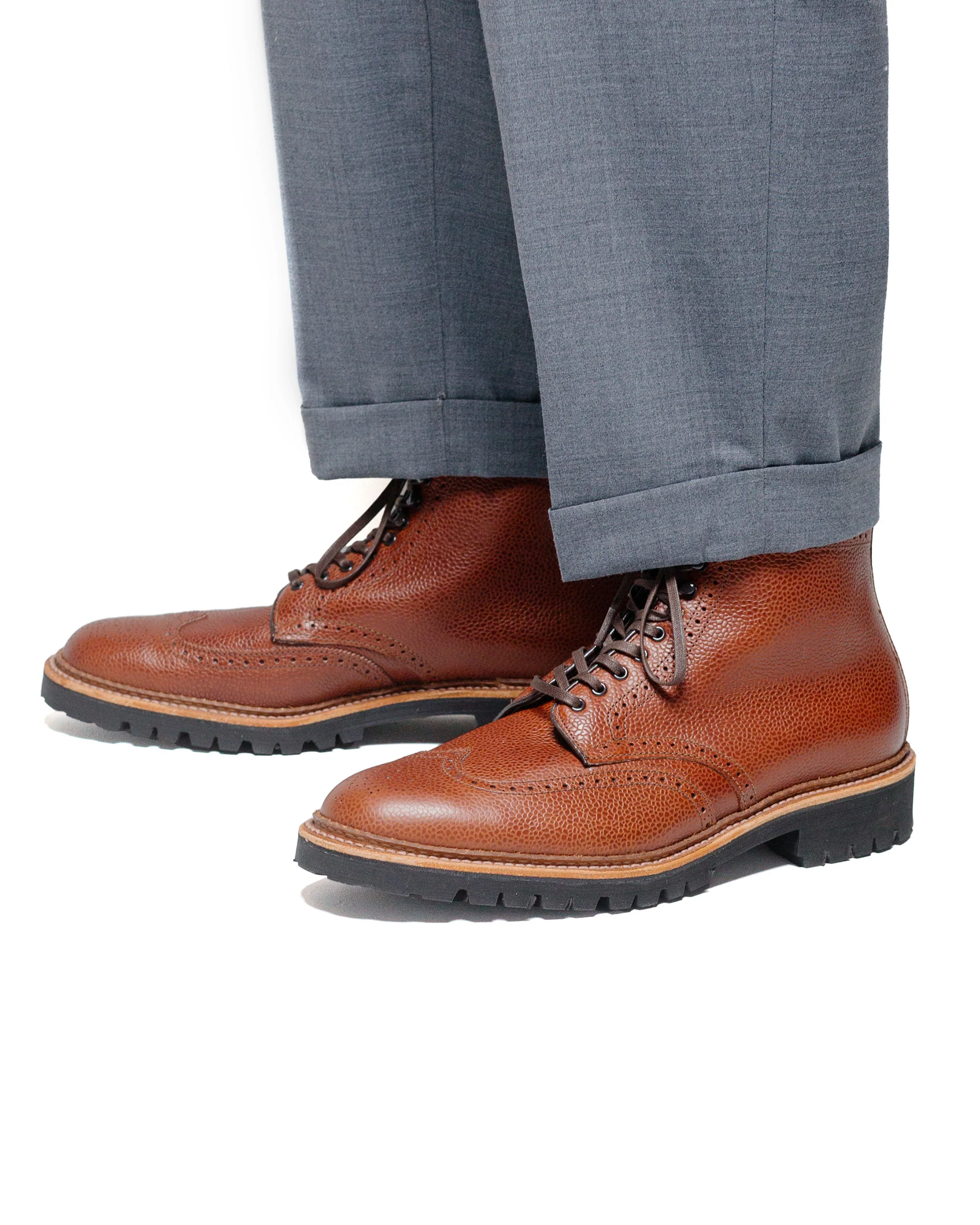 Alden Short Wing Boot Brown Scotch Grain With Lug Sole - Image 6