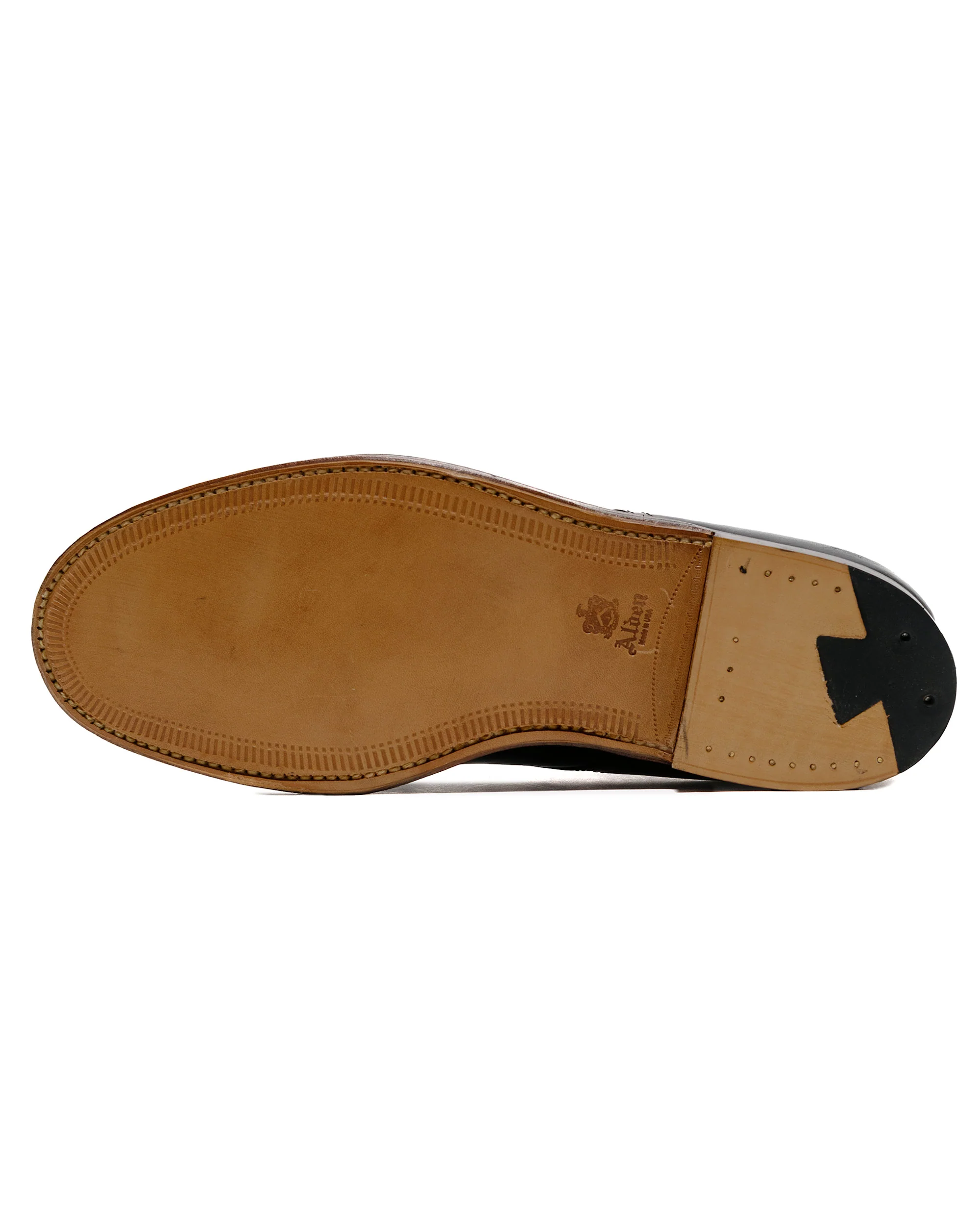 Alden V Tip Blucher Black Calfskin/Black Regina Grain G2603 - Image 5
