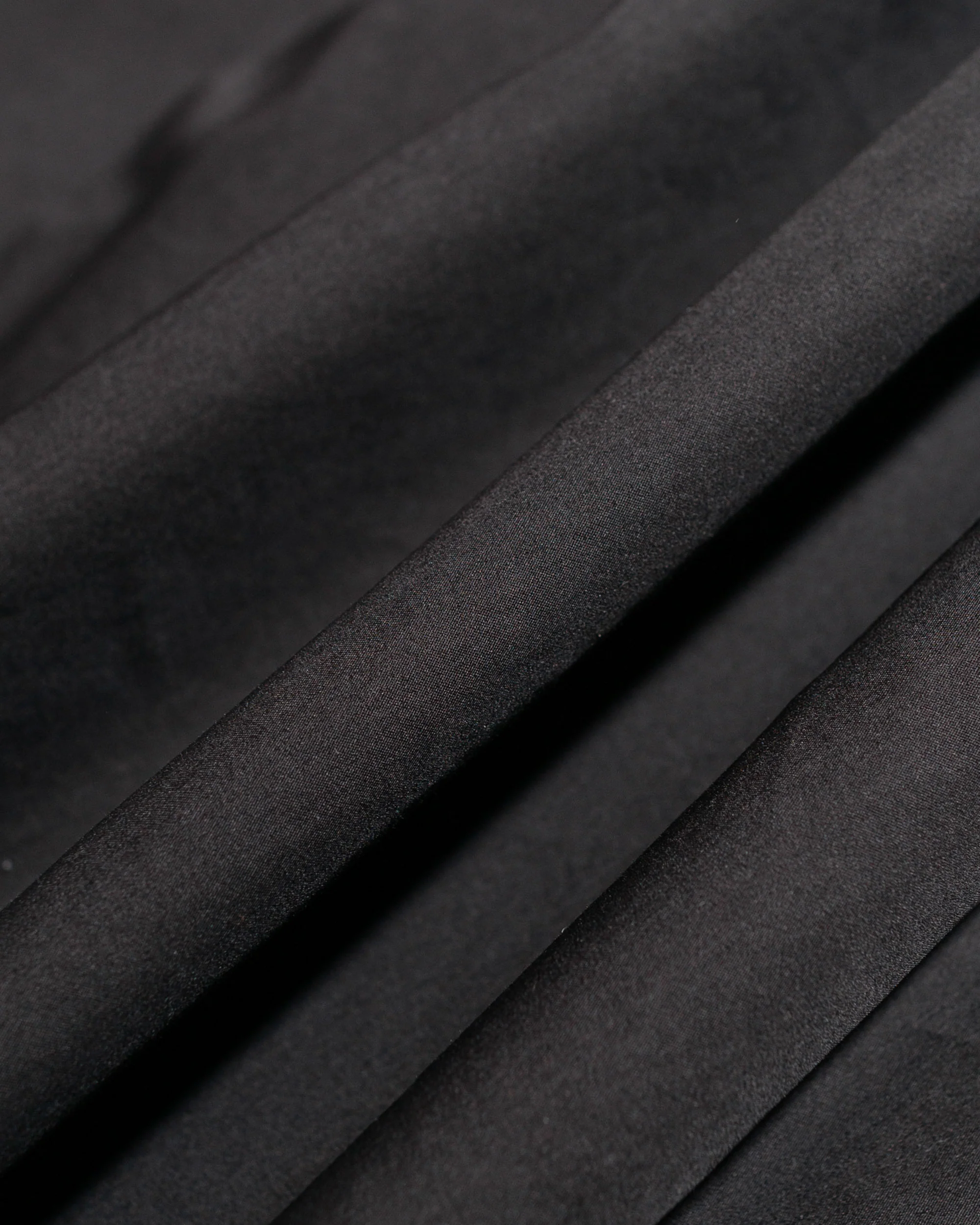 Amomento Open Collar Shirts Black - Image 6