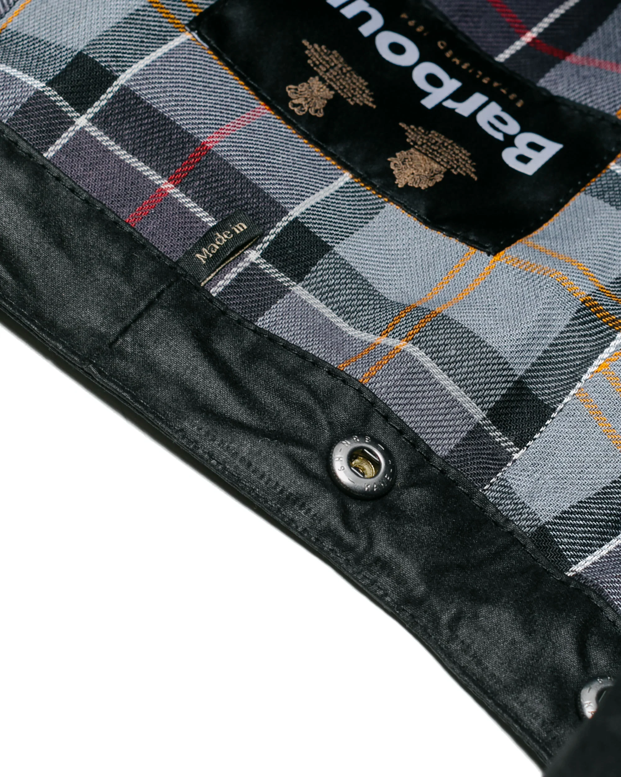 Barbour Waxed Cotton Hood Black - Image 3
