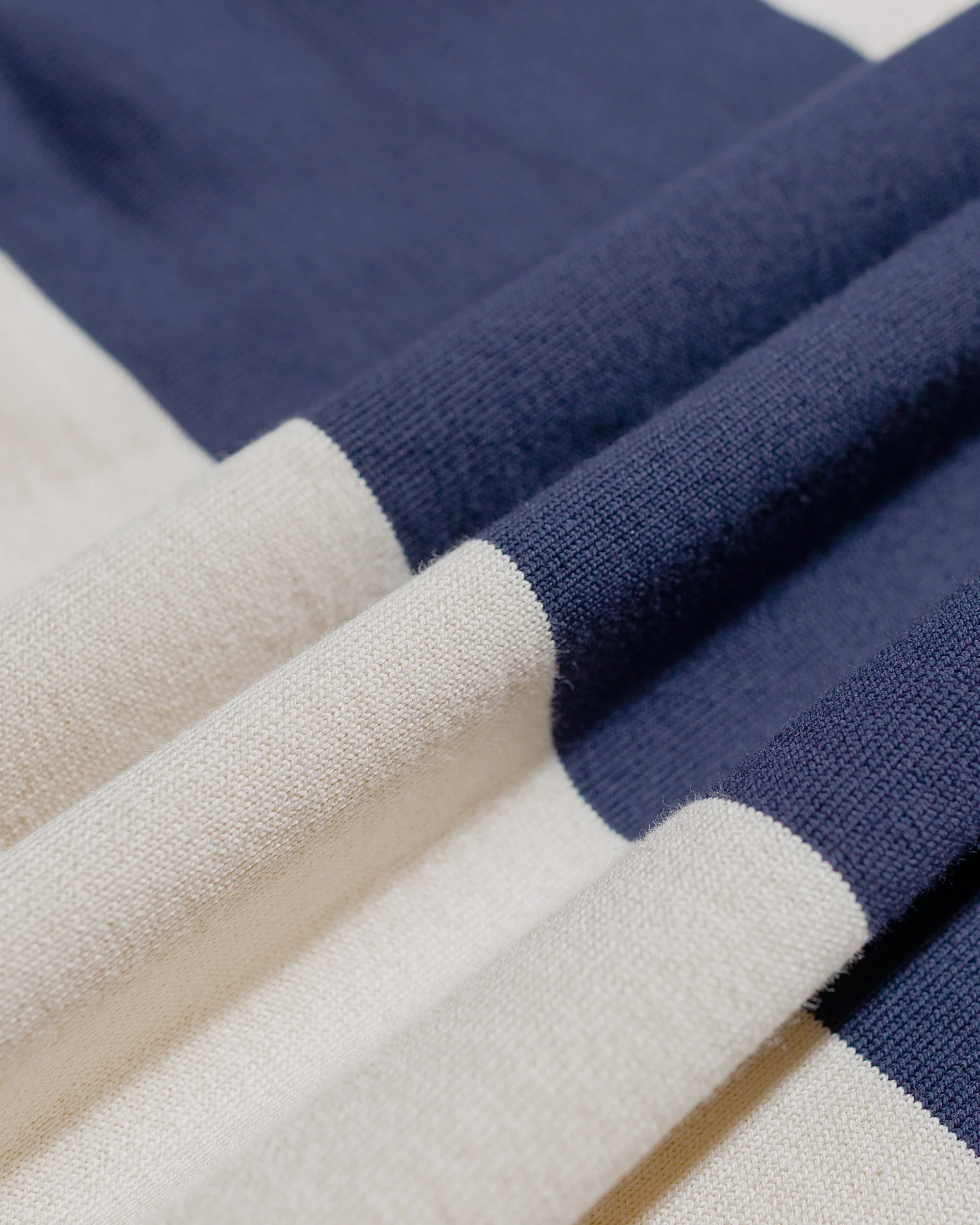 Warehouse Lot. 4108 S/S 4in Border T Navy/Kinari - Image 5